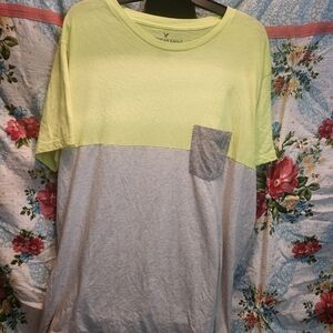 American Eagle Outfitters Men's Lime and Gray Pocket Tee